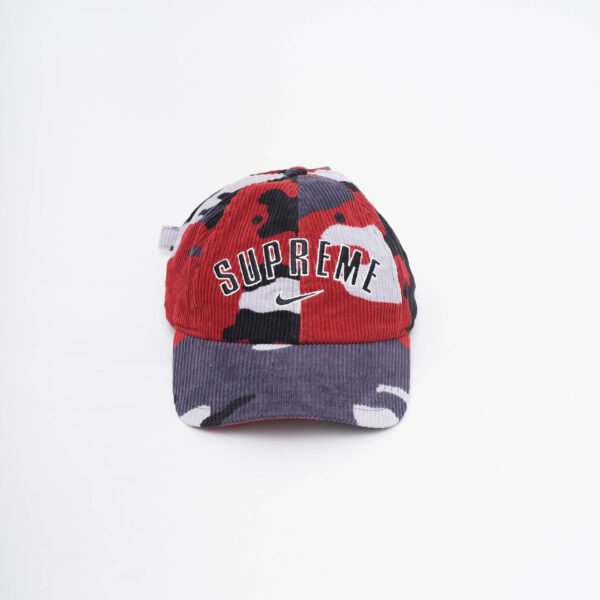 DSC00627 SUPREME X NIKE ARC 6 PANEL RED CAMO