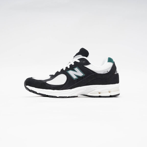 DSC02428 NEW BALANCE M2002RRA BLACK MARSH GREEN