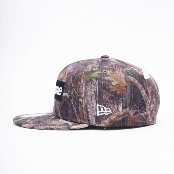 NEW ERA CAP SUPREME WORLD FAMOUS XXV