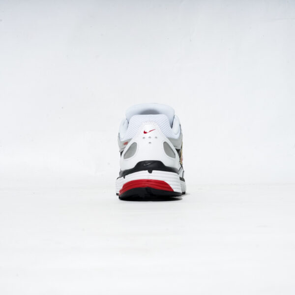 NIKE P-6000 WHITE VARSITY RED