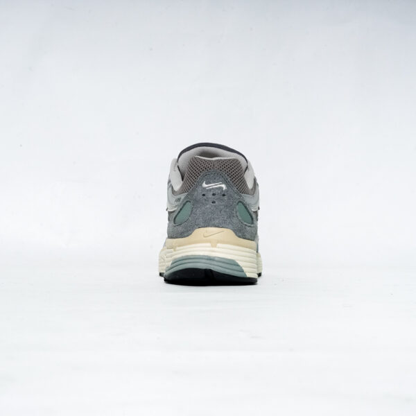 NIKE P-6000 FLAT PEWTER