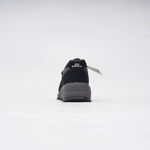 DSC05969 NEW BALANCE MT580RGR GORETEX BLACK
