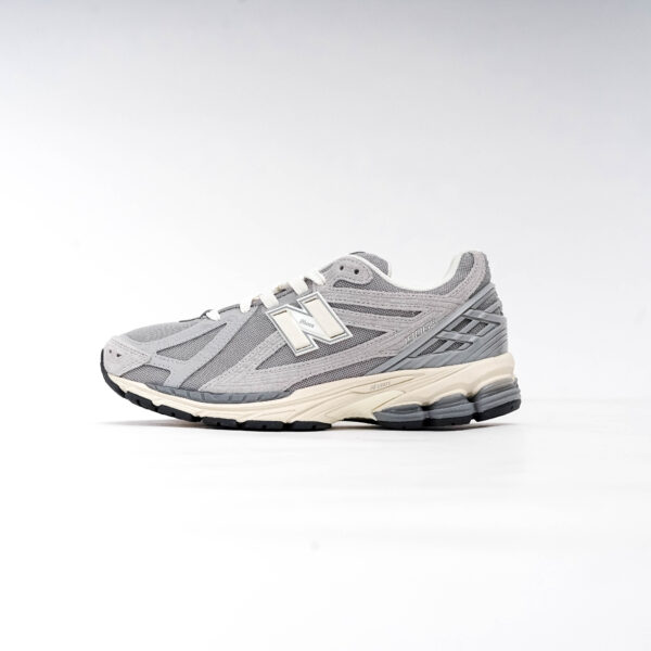 DSC07377 NEW BALANCE M1906REJ RAINCLOUD GREY