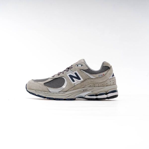 DSC07425 NEW BALANCE M2002RA LIGHT GREY