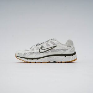 DSC08815 NIKE P-6000 LIGHT BONE MEDIUM OLIVE GUM