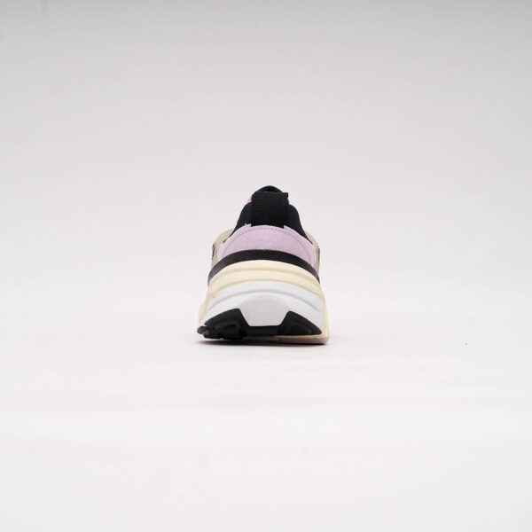 DSC09330 NIKE V2K RUN DOLL METALLIC