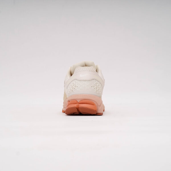 DSC09336 NIKE VOMERO 5 PHANTOM SUMMIT WHITE