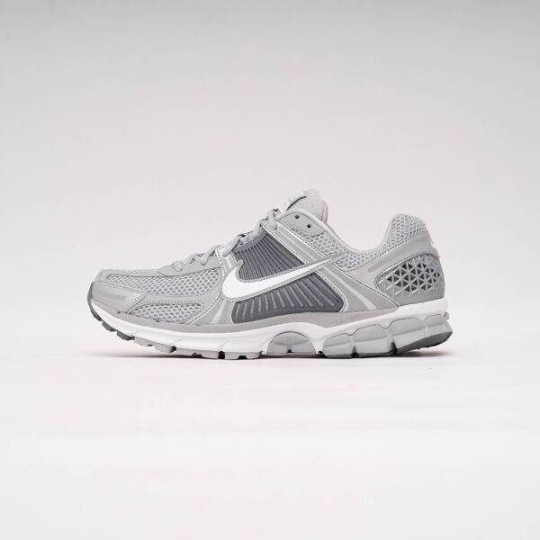 NIKE VOMERO 5 WOLF GREY WHITE