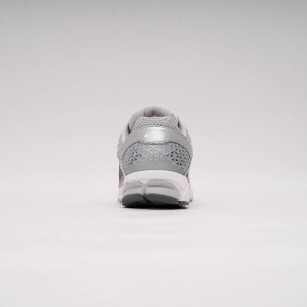 NIKE VOMERO 5 WOLF GREY WHITE