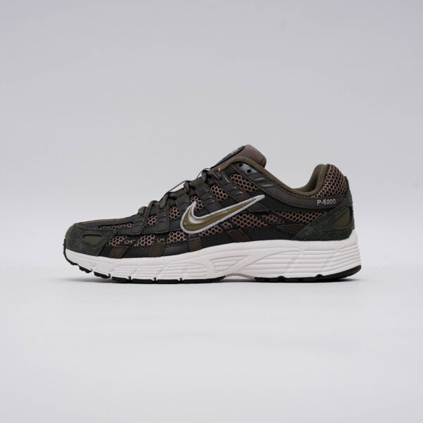 NIKE P-6000 SE SEQUOIA PHANTOM OLIVE