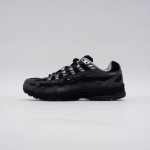 NIKE P-6000 SE BLACK ANTRACHITE CHROME