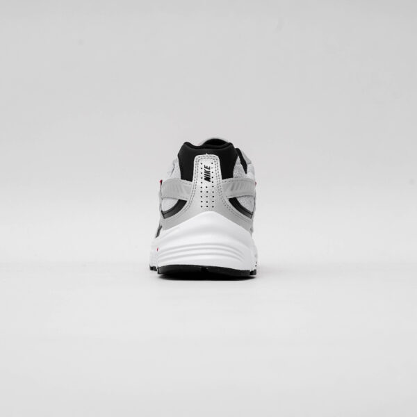 NIKE INITIATOR METALLIC SILVER RED