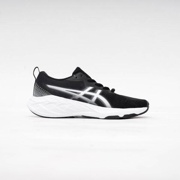 ASICS NOVABLAST 4 GS BLACK WHITE