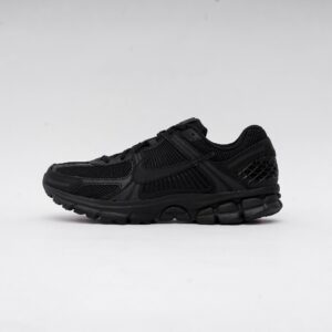 NIKE VOMERO 5 BLACK NOIR