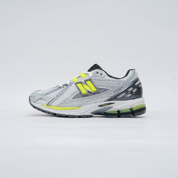DSC00056 NEW BALANCE U190652H METALLIC ALKALINE