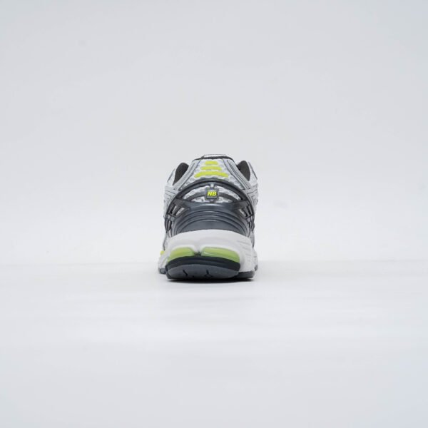 DSC00057 NEW BALANCE U190652H METALLIC ALKALINE