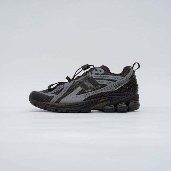 DSC00059 NEW BALANCE U190631U GTX BLACK ALKALINE GREEN
