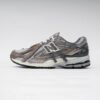 DSC00295 NEW BALANCE U19066U8 THUNDER BROWN GREY